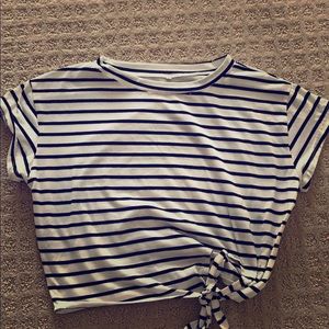 Striped black and white top
